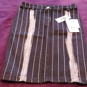 New! GF Ferre denim skirt,size 2